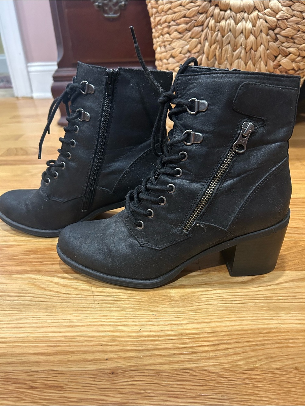 White Mountain Ankle Boots